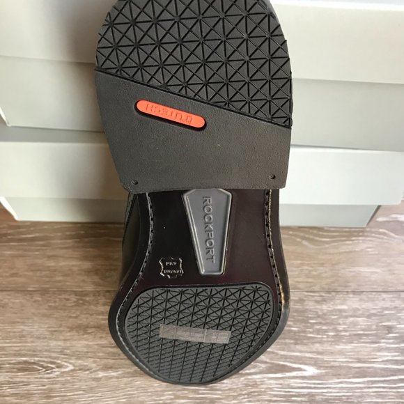 ROCKPORT Total Motion Office Black Wing Tip Oxford dress shoe - Picture 5 of 6